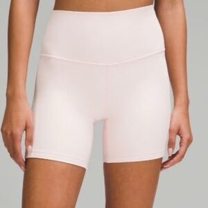 Strawberry Milkshake Size 4 Lululemon 6 inch biker shorts